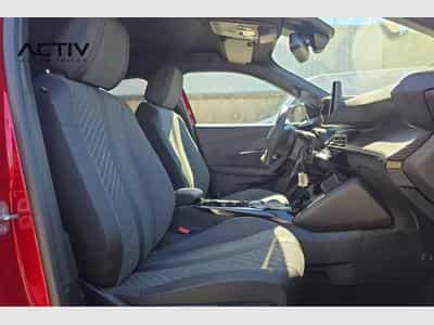 Peugeot 2008 Hybrid 145 e-DCS6 Allure (2026) - Photo 9