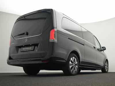 Mercedes V d RWD Avantgarde extralang (2024) - Photo 9
