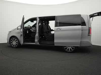 Mercedes V d 4MATIC Avantgarde lang (2025) - Photo 14