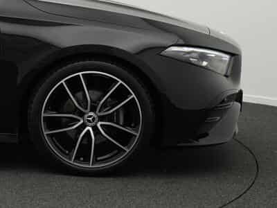 Mercedes A 200 d Multi+Kamera+Night+Distr (2025) - Photo 8
