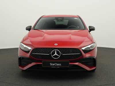 Mercedes A 200 d Multi+Kamera+Night+AHK+19" (2025) - Photo 2