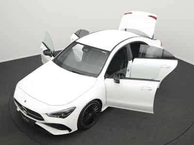 Mercedes CLA 200 AMG-Line Cpe Multi+Kamera+Night+Keyless (2025) - Photo 14