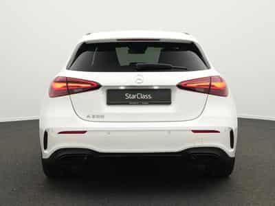 Mercedes A 200 AMG-Line Multi+Kamera+Night+19" (2025) - Photo 4