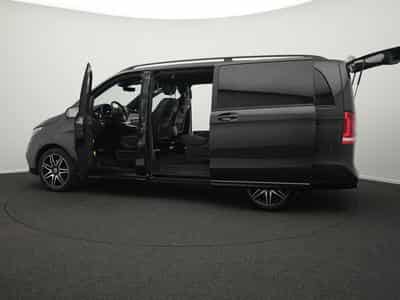 Mercedes V d 4MATIC Exclusive Lang (2023) - Photo 14