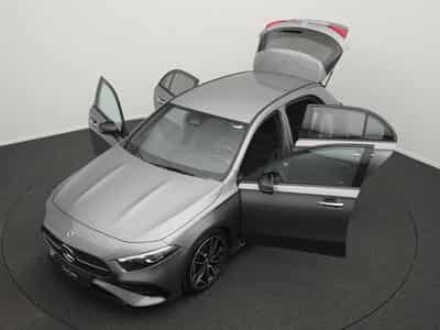 Mercedes A 200 d AMG-Line Multi+Kamera+Night+MBUX (2025) - Photo 14