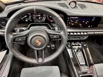 Porsche 911 992 Targa 4 GTS 3.0 480cv PDK 50 Years 171/750 (2023) - Photo 4