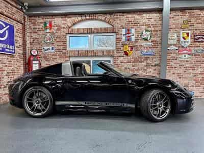 Porsche 911 992 Targa 4 GTS 3.0 480cv PDK 50 Years 171/750 (2023) - Photo 7