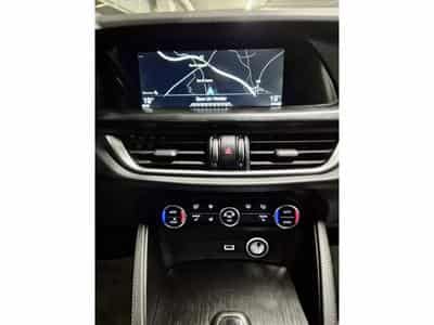 Alfa-Romeo Stelvio 2.0 TURBO Q4 CUIR NAVI (2019) - Photo 9