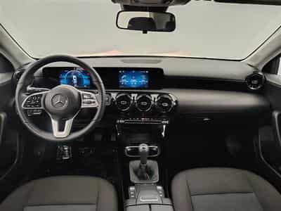 Mercedes A 180 A 180 Business solution NAVI/JA16/PDC AV AR (2022) - Photo 8