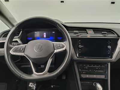 VW Touran 1.5 TSI Highline OPF DSG (2023) - Photo 9