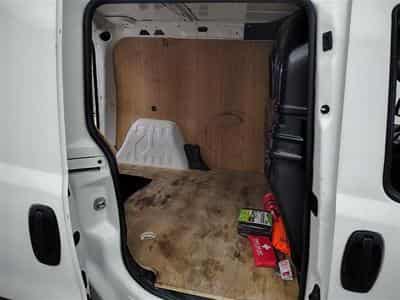Fiat Doblo 1.6 MJET Cargo CLIM / CARPLAY (2023) - Photo 13