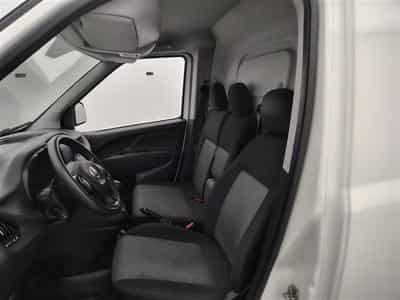 Fiat Doblo 1.6 MJET Cargo CLIM / CARPLAY (2022) - Foto 7