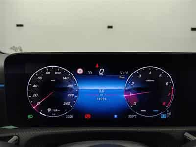 Mercedes A 180 Pack AMG Navi Cockpit / Led / PDC av+ar / Pano (2025) - Foto 10