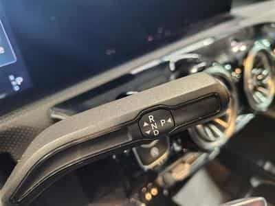 Mercedes A 180 Pack AMG Navi Cockpit / Led / PDC av+ar / Pano (2025) - Foto 12