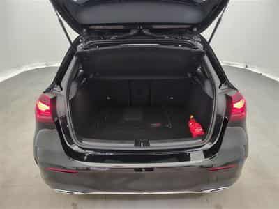Mercedes A 180 Pack AMG Navi Cockpit / Led / PDC av+ar / Pano (2025) - Foto 14