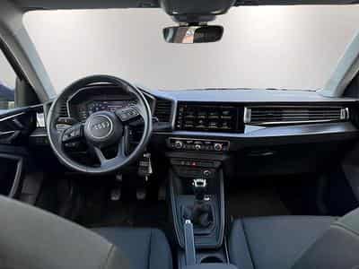 Audi A1 30 TFSI 110 DESIGN (2023) - Photo 10