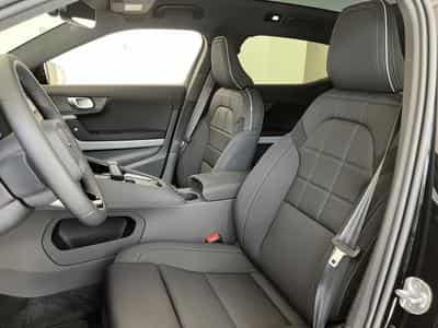 Polestar 2 Long Range (2026) - Photo 2