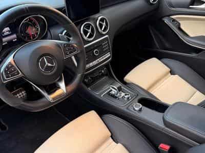Mercedes A 45 AMG (2017) - Photo 5