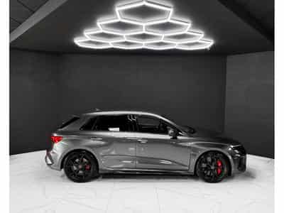 Audi RS3 SPORTBACK / B&O / CERAMIC / CAM / VALCONA (2022) - Photo 6