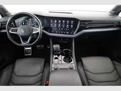 VW Touareg 3.0 TDI 210 kW 4Motion R-Line (2024) - Photo 4