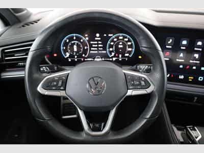 VW Touareg 3.0 TDI 210 kW 4Motion R-Line (2024) - Photo 5