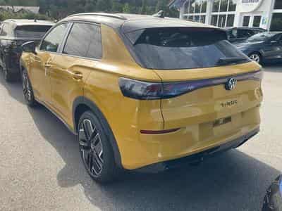 VW T-Roc 1.5 eTSI 110 kW R-Line (2026) - Photo 2