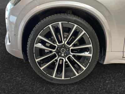 Volvo XC90 B5 AWD Ultra Bright / Essence (2025) - Photo 14
