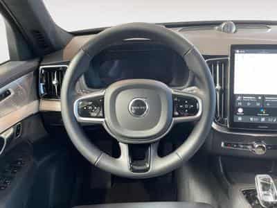 Volvo XC90 B5 AWD Ultra Bright / Essence (2025) - Photo 12