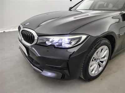 BMW 330 330e PHEV NAVI / CUIR SPORT / FULL LED/JA17 (2022) - Photo 15