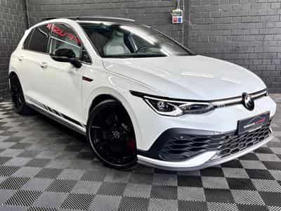 VW Golf GTI Clubsport 2.0 TSI 300 CV DSG7 * MATRIX *PANO* *HARMAN* C (2024) - Photo 3