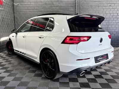 VW Golf GTI Clubsport 2.0 TSI 300 CV DSG7 * MATRIX *PANO* *HARMAN* C (2024) - Photo 4