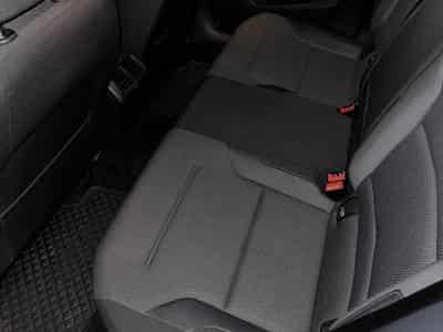 VW Golf (2019) - Photo 6