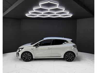 Renault Clio Esprit Alpine E-Tech Full Hybrid 145 (2025) - Photo 2