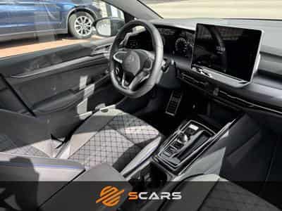 VW Golf 1.5 TSI R-Line DSG 150cv (2025) - Photo 9