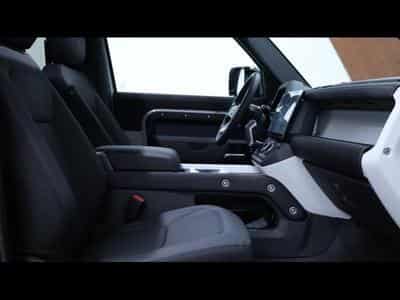 Land-Rover Defender D200 S AWD Auto. (2026) - Foto 12