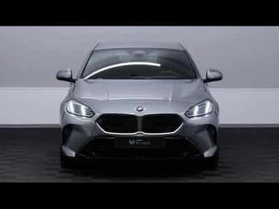 BMW 118 d hatch M SPORT Steptronic (2024) - Foto 2