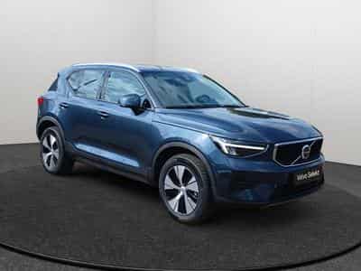 Volvo XC40 B3 Core 2026 / Essence (2025) - Foto 8