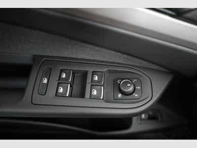 VW Golf Variant 1.5 eTSI 110 kW Life (2026) - Photo 7