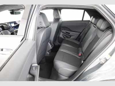 VW T-Roc 1.5 eTSI 110 kW R-Line (2026) - Photo 11