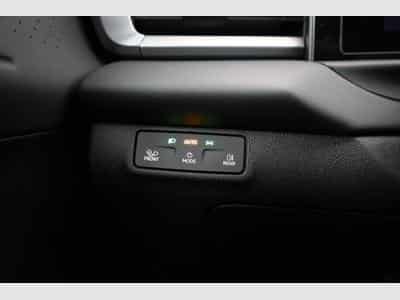 VW T-Roc 1.5 eTSI 110 kW R-Line (2026) - Photo 8
