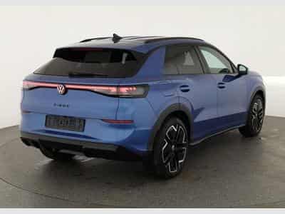 VW T-Roc 1.5 eTSI 110 kW R-Line (2026) - Photo 2