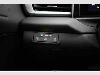 VW T-Roc 1.5 eTSI 110 kW R-Line (2026) - Photo 8