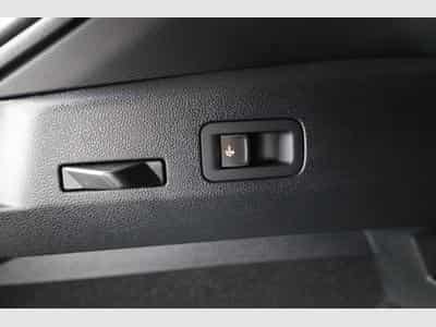 VW T-Roc 1.5 eTSI 110 kW R-Line (2026) - Photo 13