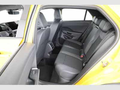 VW T-Roc 1.5 eTSI 110 kW R-Line (2026) - Photo 11