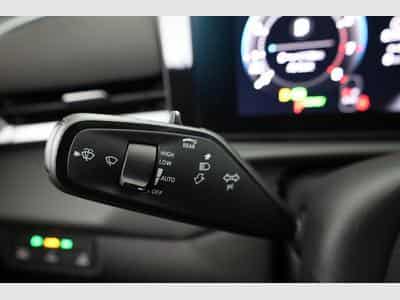 VW T-Roc 1.5 eTSI 110 kW R-Line (2026) - Photo 9