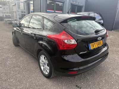 Ford Focus 1.6 TDCI 95CV (2011) - Photo 4