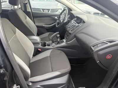 Ford Focus 1.6 TDCI 95CV (2011) - Photo 10