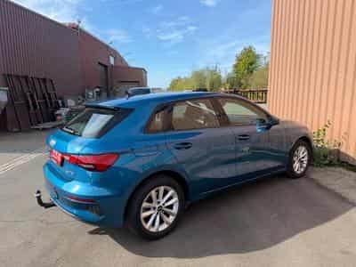 Audi A3 35 Tdi 150ch Stronic Business Édition (2022) - Photo 4