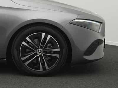 Mercedes A 180 Progressive LED+Kamera+MBUX+SHZ (2025) - Foto 8