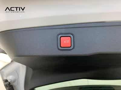 Jeep Avenger 1.2 Turbo T3 110 ch e-Hybrid BVR6 Summit (2026) - Foto 13